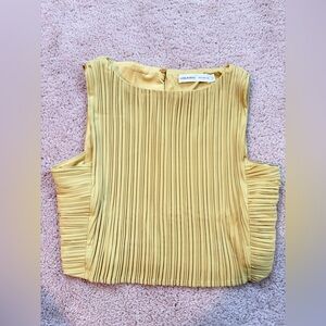 Love Bonito, Pleated Crop Top